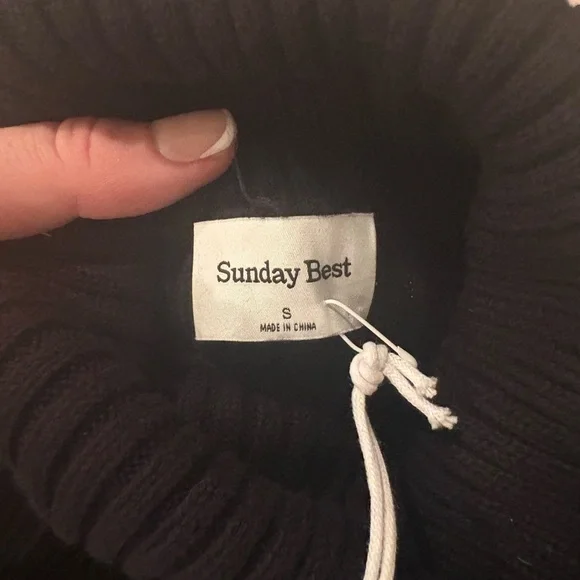 NWT Aritzia Sunday Best Long Sleeve Black Dress - Picture 5 of 5